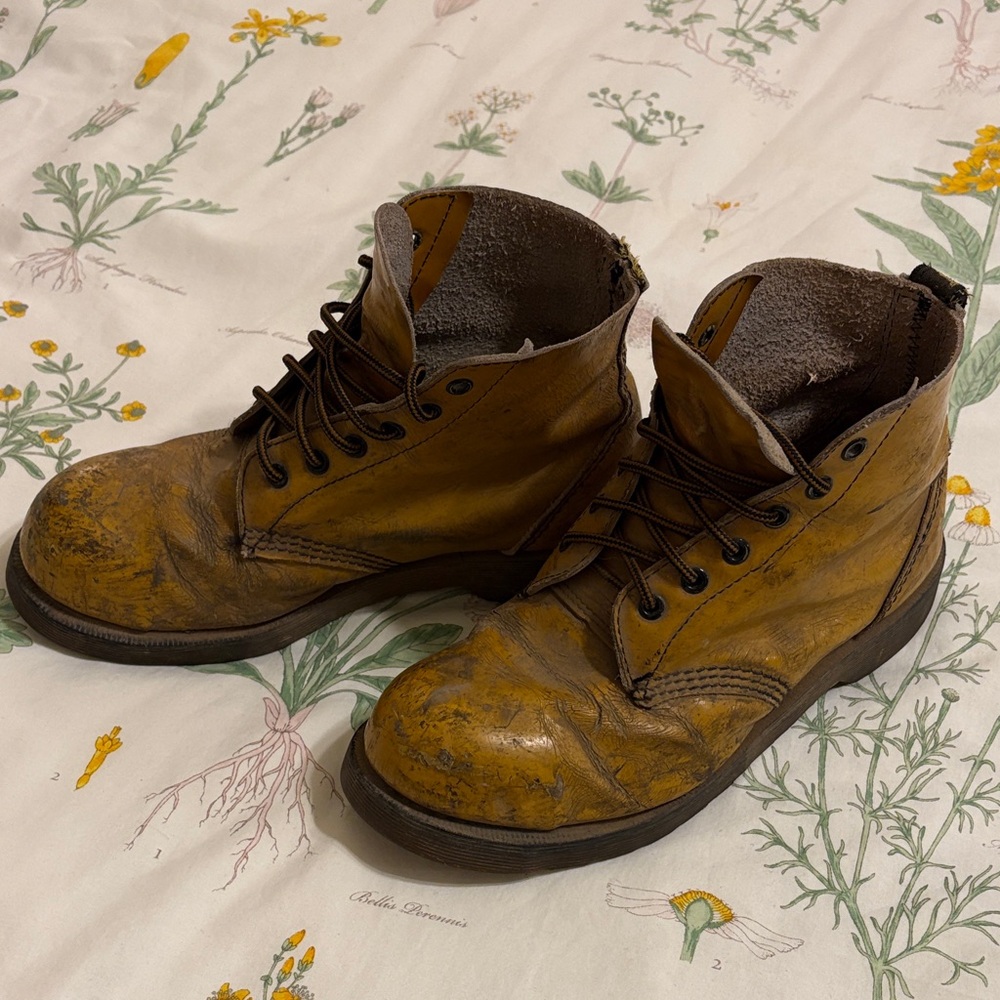 Distressed af docs